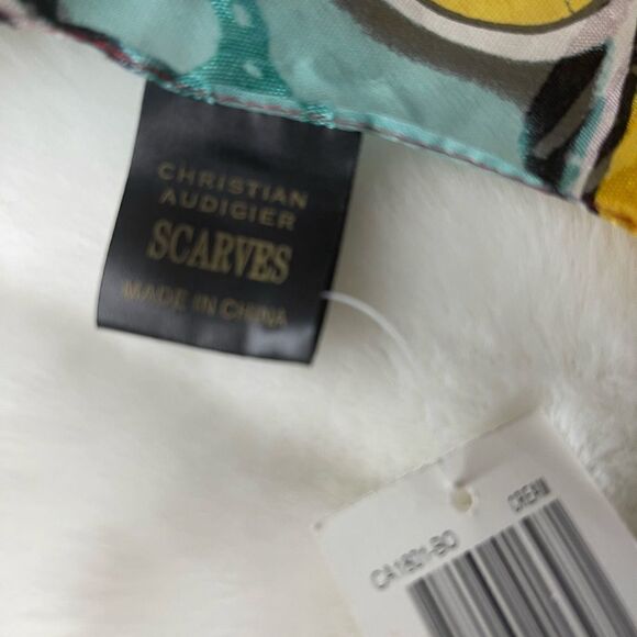 NWT Christian Audigier 100%silk multi color extra large scarf - Picture 12 of 13